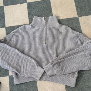 Aritzia TNA Women's quarter zip Sweater